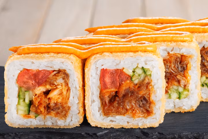 Ролл Магуро